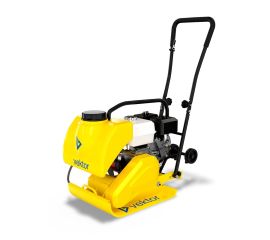 С двигателем Honda